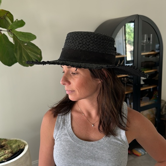 Black Sun Hat - Picture 5 of 5